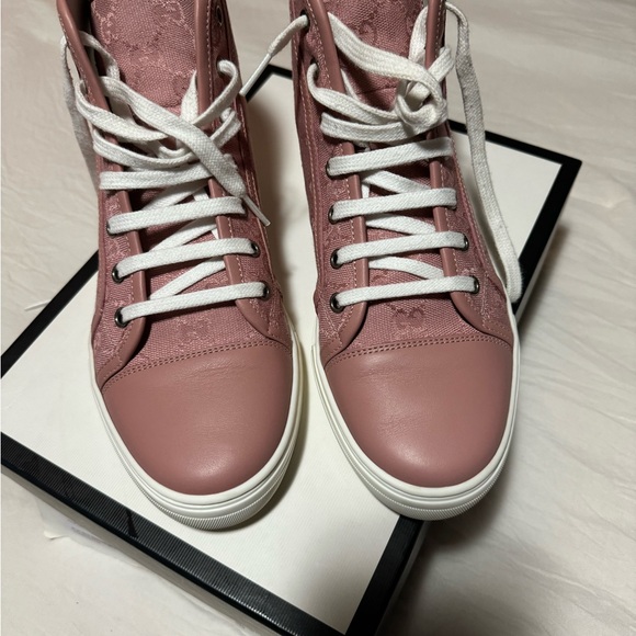 Authentic Gucci sneakers - Picture 4 of 8